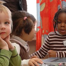 toddlers using tecnology